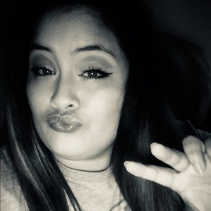 Meet your Posher, Heidi